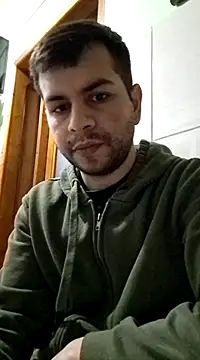 Snapshot of hornny1995 chatting on 01/15/25, 02:06 hornny1995 online show from 01/15/25, 02:06