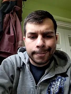 Snapshot of hornny1995 chatting on 01/15/25, 01:09 hornny1995 online show from 01/15/25, 01:09