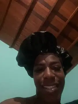 Snapshot of Richchocolatesweet_ chatting on 03/15/25, 12:25 Richchocolatesweet online show from 03/15/25, 12:25
