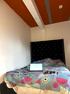 Snapshot of Richchocolatesweet_ chatting on 10/01/25, 01:50 Richchocolatesweet online show from 10/01/25, 01:50