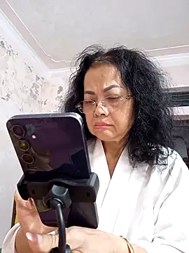 Snapshot of Hotestlove chatting on 11/01/25, 02:52 Hotestlove online show from 11/01/25, 02:52