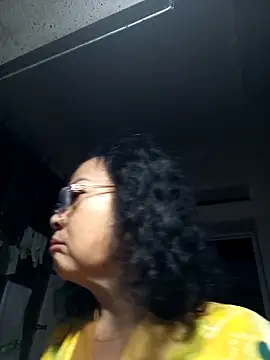 Snapshot of Hotestlove chatting on 11/02/25, 11:18 Hotestlove online show from 11/02/25, 11:18