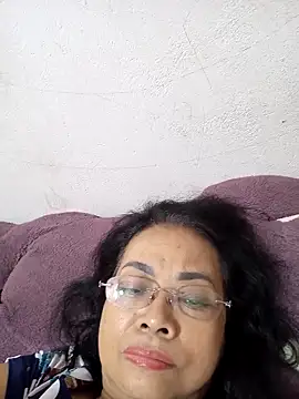 Snapshot of Hotestlove chatting on 11/17/25, 10:59 Hotestlove online show from 11/17/25, 10:59