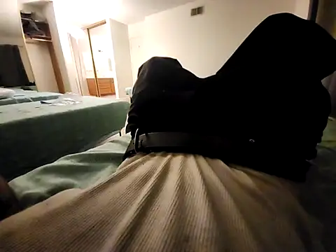 Snapshot of Crackkers chatting on 03/01/25, 07:41 Crackkers online show from 03/01/25, 07:41