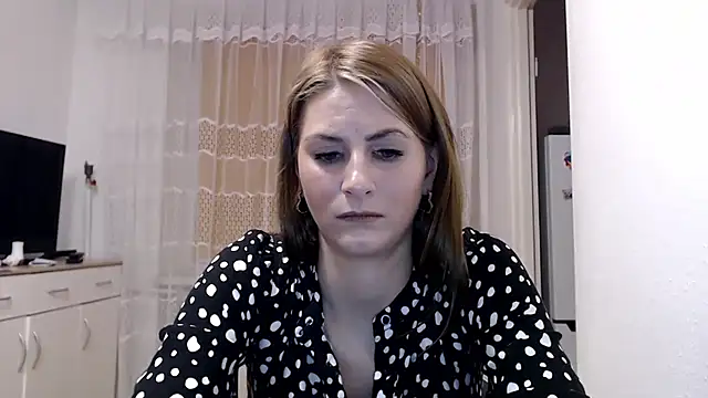 Snapshot of DagmarieFlirt chatting on 12/29/24, 10:25 DagmarieFlirt online show from 12/29/24, 10:25