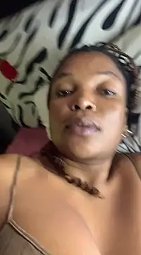 slimcateee online show from 02/17/25, 11:23