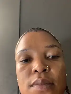 slimcateee online show from 02/18/25, 08:59