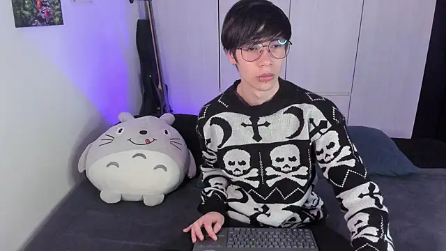 Snapshot of Aventure_Twinks chatting on 01/30/25, 10:08 Aventure Twinks online show from 01/30/25, 10:08