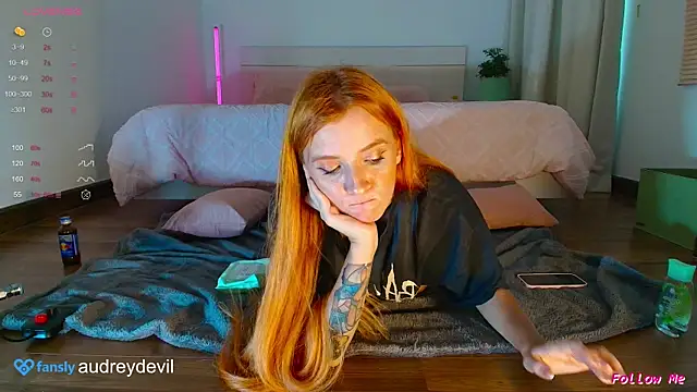 AudreyDevil online show from 09/26/25, 11:03