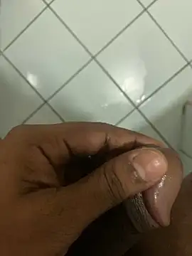 Snapshot of SLhotman chatting on 01/05/25, 09:25 SLhotman online show from 01/05/25, 09:25