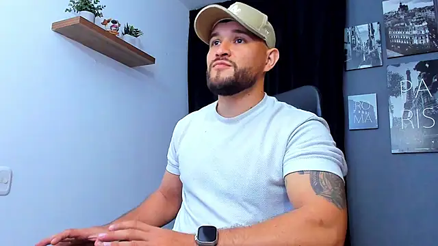 Snapshot of AndrewDiaz chatting on 11/16/25, 09:59 AndrewDiaz online show from 11/16/25, 09:59