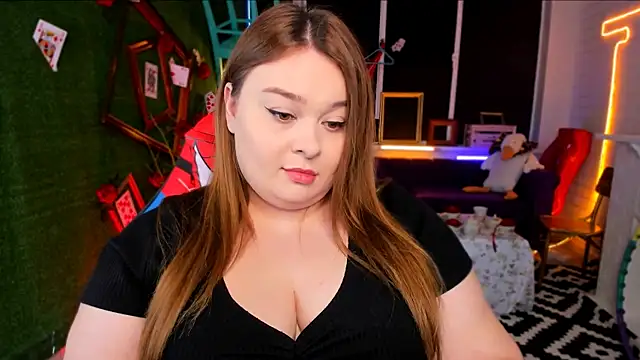 KimberlyMaran online show from 02/25/25, 12:13