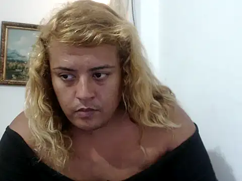 KIARAMARSHALLWELLZ online show from 12/31/24, 09:39