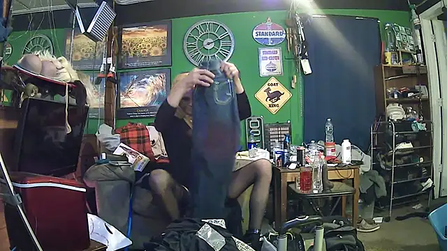 Snapshot of Brooke-lynn chatting on 02/02/25, 07:41 Brooke-lynn online show from 02/02/25, 07:41