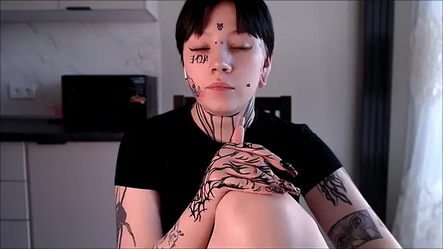 tradishka online show from 01/17/25, 12:10