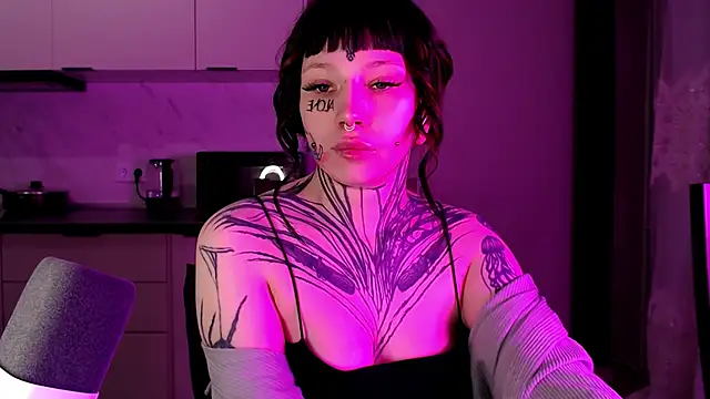 tradishka online show from 02/06/25, 03:06