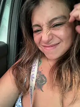 Snapshot of MrsFoucher chatting on 03/08/25, 02:40 MrsFoucher online show from 03/08/25, 02:40