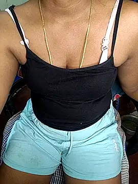 Snapshot of Telugu_ammayi_pooja chatting on 10/06/25, 05:54 Telugu ammayi pooja online show from 10/06/25, 05:54