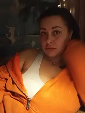 DaisyStreet online show from 12/28/24, 06:18