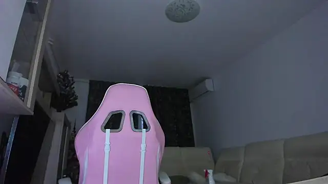 KaylaLaine online show from 01/27/25, 05:36