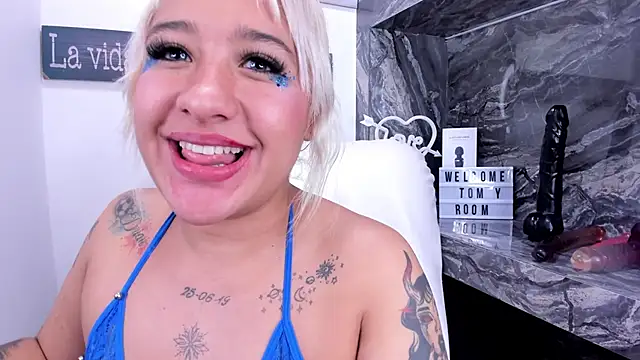 miss danika online show from 01/24/25, 02:08