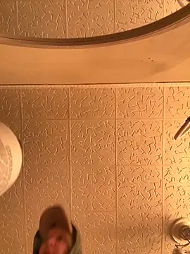 LikaCat online show from 10/17/25, 03:20