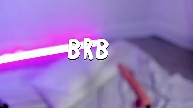 Snapshot of IrisMagiic chatting on 03/15/25, 06:58 IrisMagiic online show from 03/15/25, 06:58