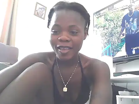 Snapshot of petiteebony_81 chatting on 02/02/25, 07:20 petiteebony 81 online show from 02/02/25, 07:20