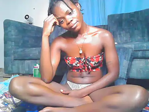 Snapshot of petiteebony_81 chatting on 02/08/25, 02:26 petiteebony 81 online show from 02/08/25, 02:26