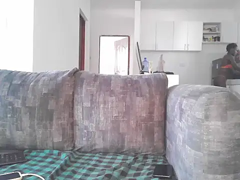 Snapshot of petiteebony_81 chatting on 09/27/25, 04:06 petiteebony 81 online show from 09/27/25, 04:06