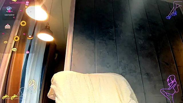 Sassy Teen online show from 11/08/25, 09:31