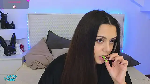 Snapshot of Eva_Rogers_ chatting on 01/17/25, 11:59 Eva Rogers online show from 01/17/25, 11:59