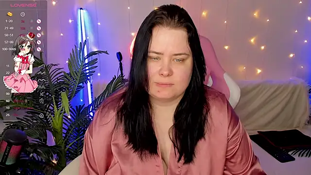 Snapshot of Akemi_BBW chatting on 12/16/24, 08:41 Akemi BBW online show from 12/16/24, 08:41