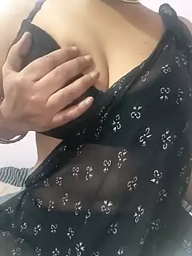 Snapshot of sexytelugu27 chatting on 12/16/24, 06:53 sexytelugu27 online show from 12/16/24, 06:53