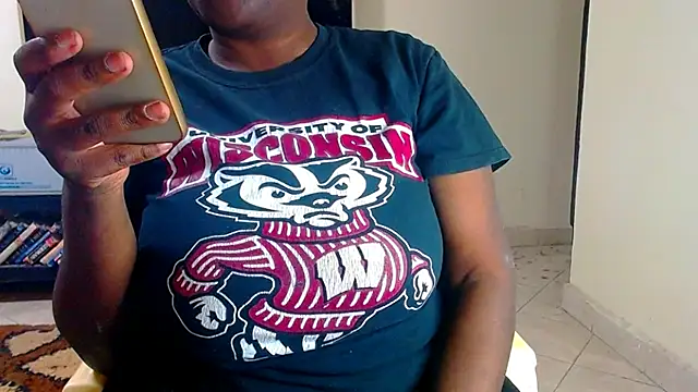 Snapshot of sunnylovexp chatting on 02/21/25, 07:32 sunnylovexp online show from 02/21/25, 07:32