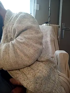 teekoine1 online show from 10/19/25, 10:49