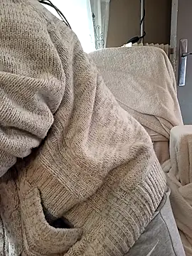 teekoine1 online show from 10/25/25, 11:07