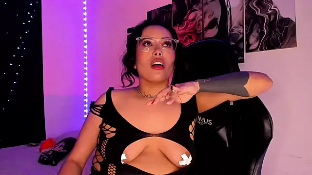 willow poisson online show from 12/27/24, 08:28