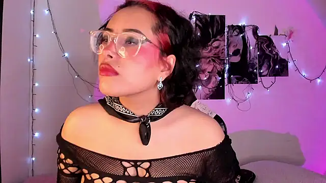 willow poisson online show from 09/22/25, 05:26