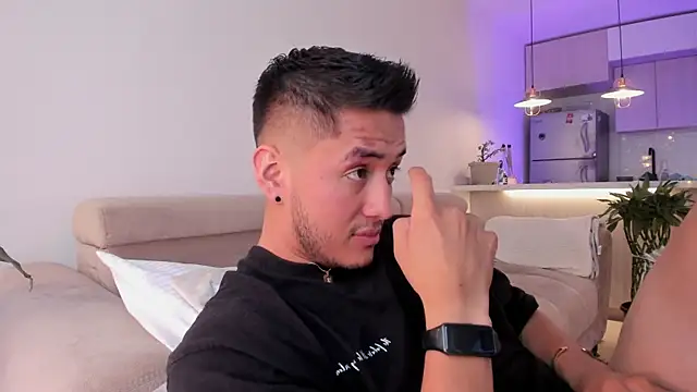 Snapshot of Chriskyle_ chatting on 03/06/25, 02:29 Chriskyle  online show from 03/06/25, 02:29