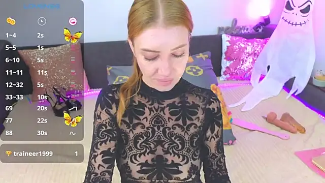 Snapshot of AlexaStoun chatting on 10/29/25, 10:06 AlexaStoun online show from 10/29/25, 10:06