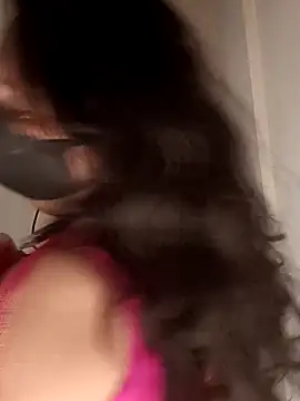 Love-priya online show from 11/20/25, 08:14