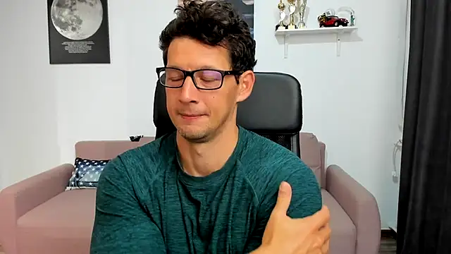 BrutusK08 online show from 10/06/25, 06:22