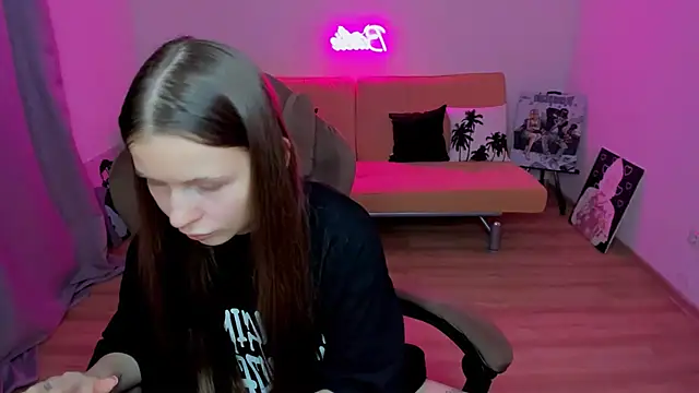 HelloRoxy online show from 10/06/25, 07:00