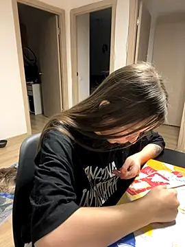 HelloRoxy online show from 10/30/25, 04:30