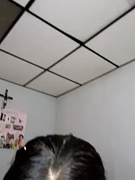 Snapshot of stefanie010 chatting on 10/18/25, 07:25 stefanie010 online show from 10/18/25, 07:25