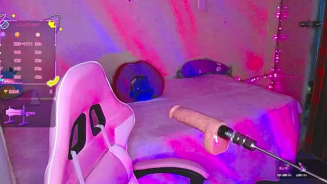 Snapshot of kim_saenz20 chatting on 10/15/25, 07:30 kim saenz20 online show from 10/15/25, 07:30