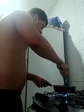 Nicolaskribeiro online show from 10/08/25, 12:36