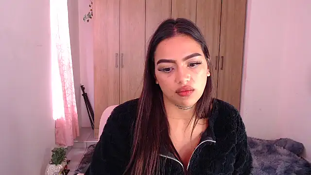 Snapshot of fairylatin222 chatting on 02/08/25, 04:57 fairylatin222 online show from 02/08/25, 04:57