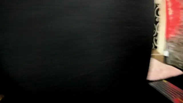 Snapshot of Cloee66 chatting on 01/18/25, 06:32 Cloee66 online show from 01/18/25, 06:32